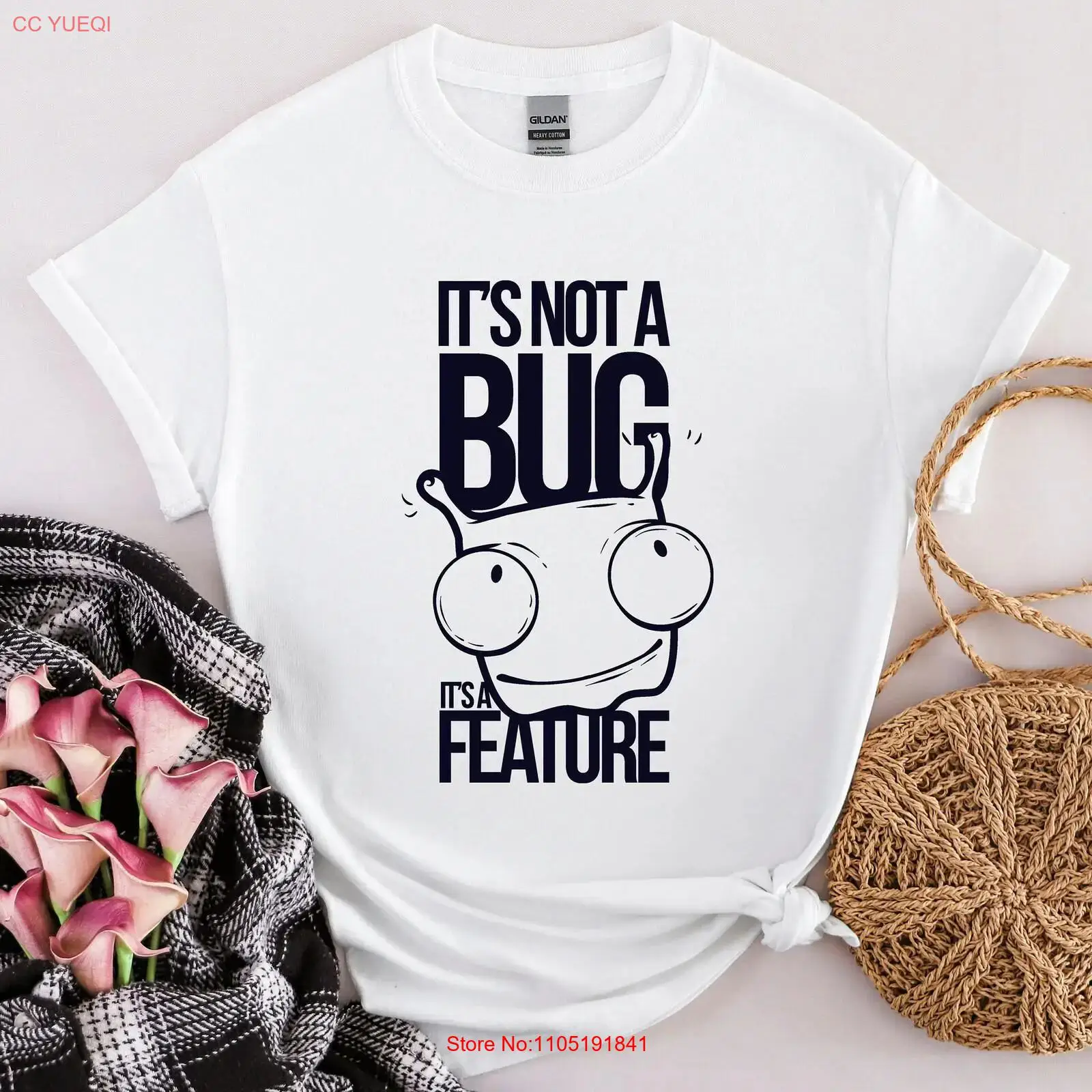 Gamer shirt its not a bug feat - Vintage Fashion Bug ulasan dan harga