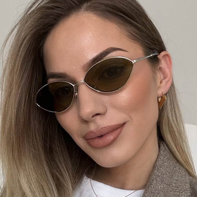 Retro Cat Eye Woman Sunglasses - Vintage Fashion Brands ulasan dan harga