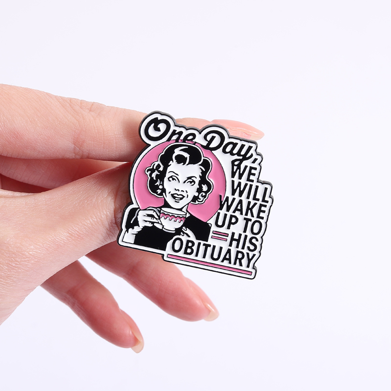 Dark Humor Housewife Pin Sarca - Vintage Fashion Obituaries ulasan dan harga